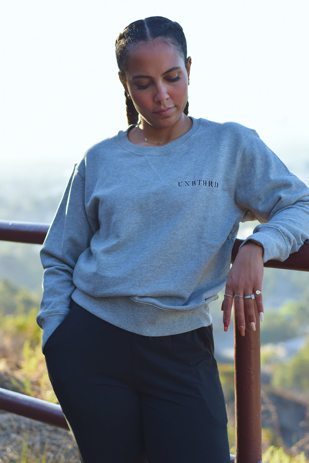 SIMPLE LOGO SWEATSHIRT